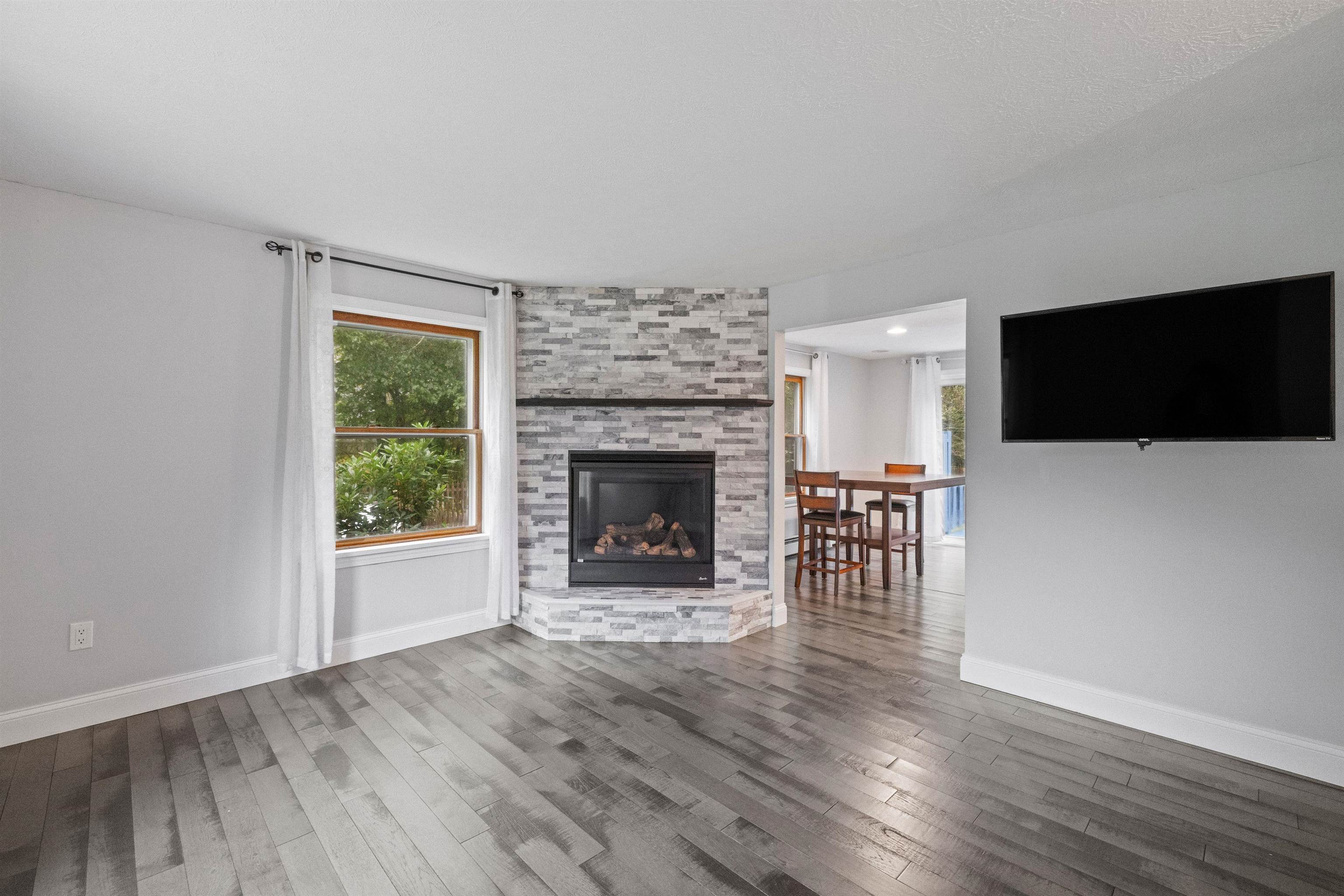 6 Irving Drive Concord, NH 03301 - Photo 13 of 32