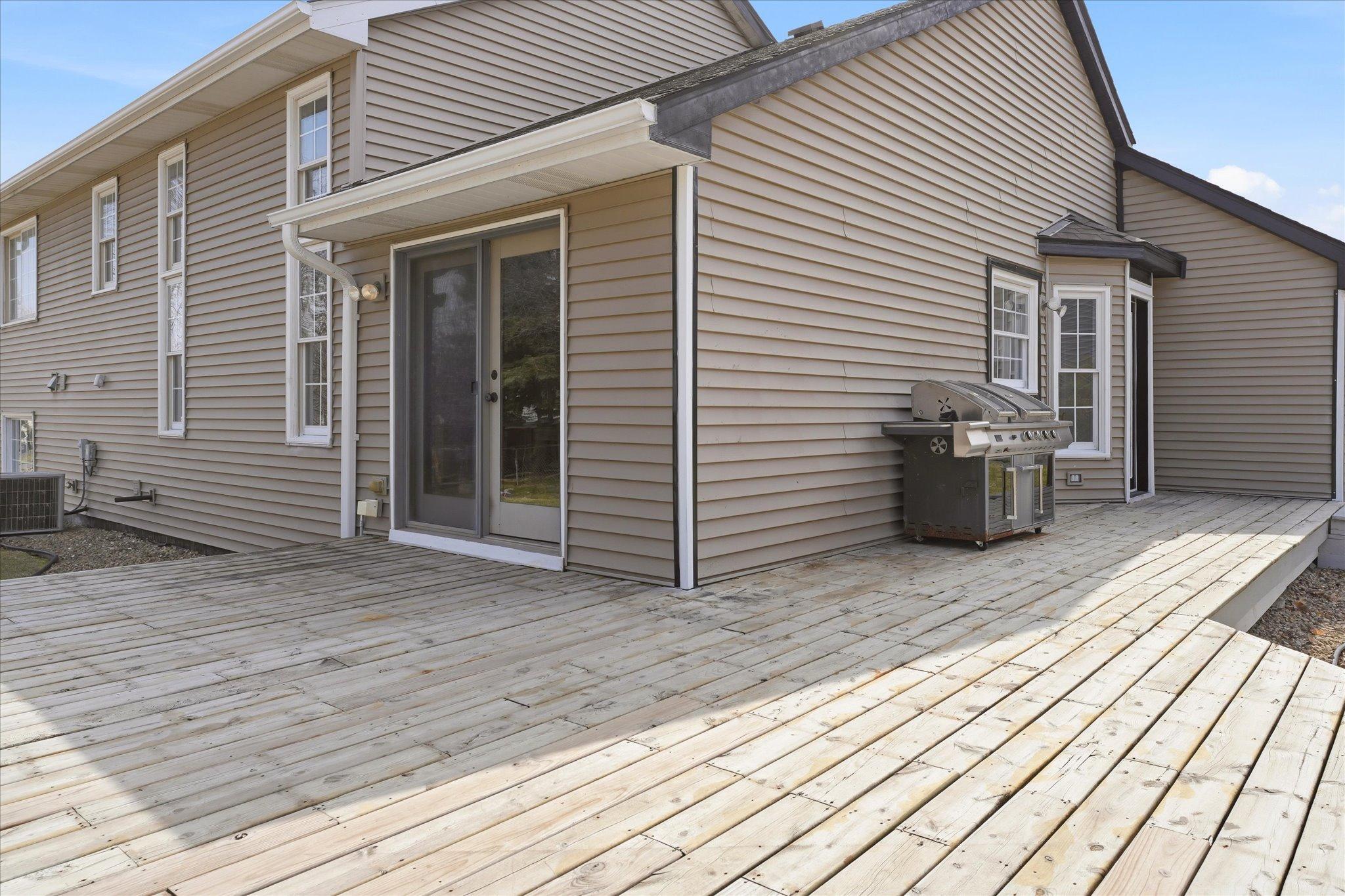 12753 87th Avenue North Maple Grove, MN 55369 - Photo 37 of 41