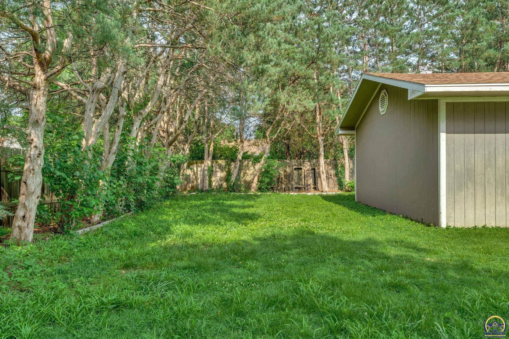 5964 Southwest 23rd Terrace Topeka, KS 66614 - Photo 42 of 43