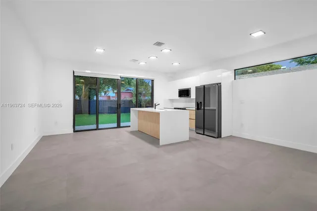 $3,999 | 919 Northwest 55th Street, Unit 1, Miami, FL 33127