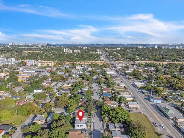 $3,999 | 919 Northwest 55th Street, Unit 1, Miami, FL 33127