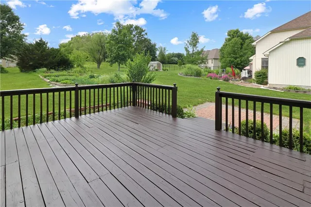 $380,000 | 1503 Nottingham Drive, Warrensburg, MO 64093