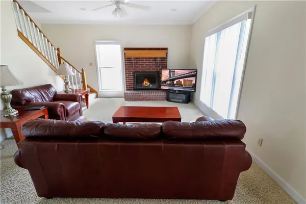 $374,000 | 1503 Nottingham Drive, Warrensburg, MO 64093