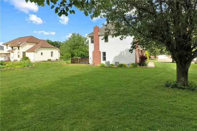 $380,000 | 1503 Nottingham Drive, Warrensburg, MO 64093