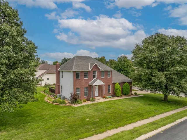 $380,000 | 1503 Nottingham Drive, Warrensburg, MO 64093