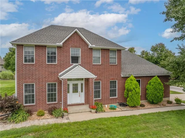 $380,000 | 1503 Nottingham Drive, Warrensburg, MO 64093