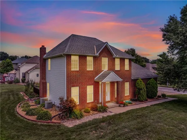 $374,000 | 1503 Nottingham Drive, Warrensburg, MO 64093