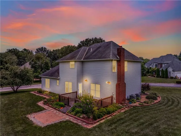 $374,000 | 1503 Nottingham Drive, Warrensburg, MO 64093