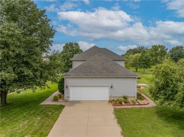 $374,000 | 1503 Nottingham Drive, Warrensburg, MO 64093