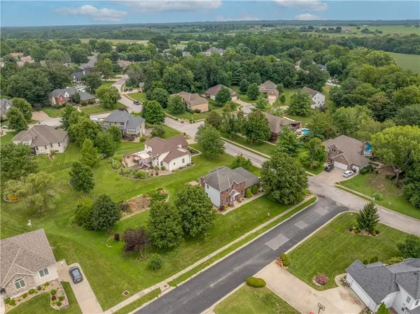 $374,000 | 1503 Nottingham Drive, Warrensburg, MO 64093