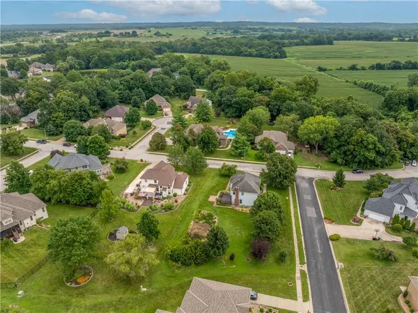 $374,000 | 1503 Nottingham Drive, Warrensburg, MO 64093