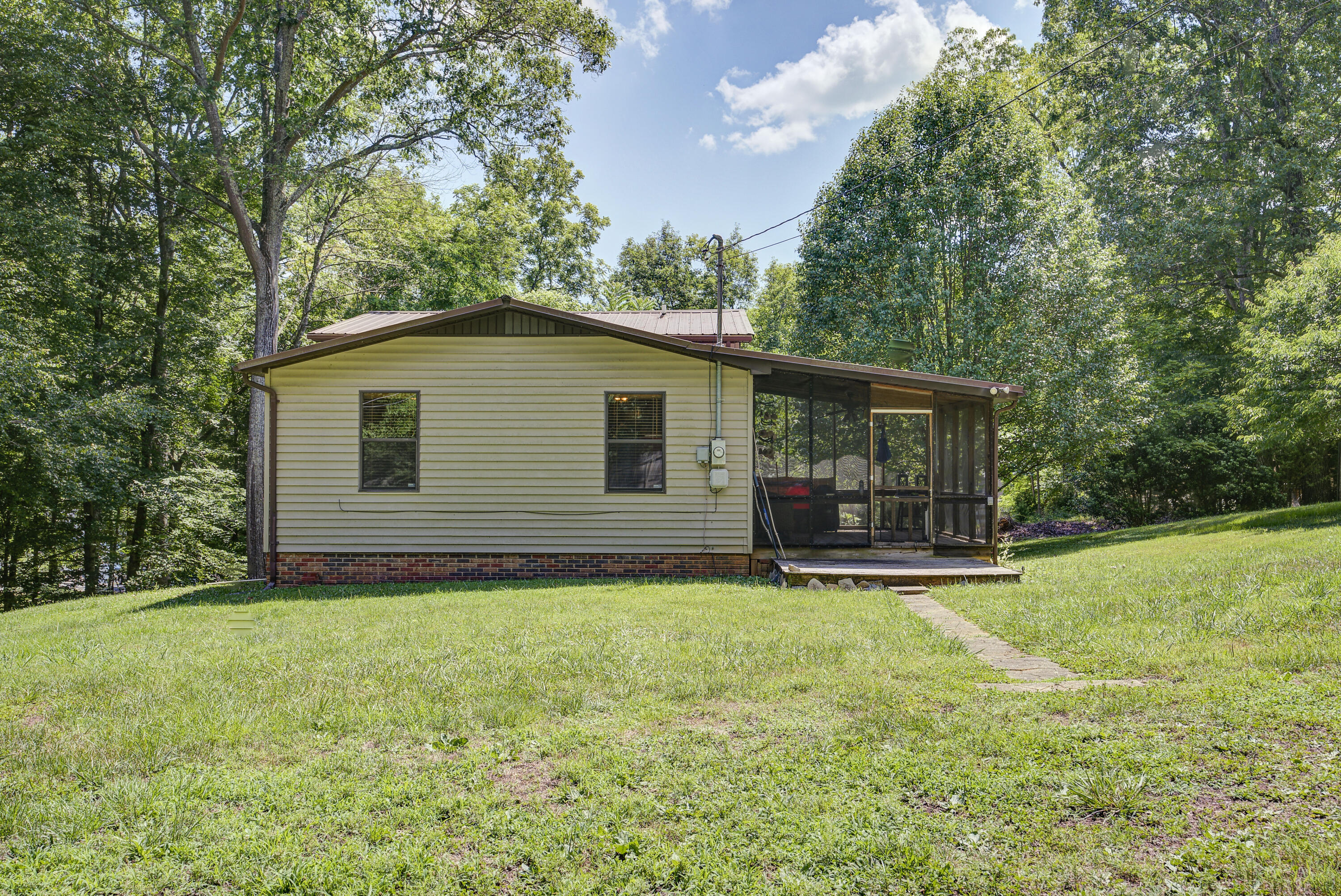519 Boring Chapel Road Gray, TN 37615 - Photo 2 of 36 BCR--25