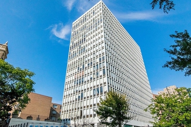 444 West Fullerton Parkway, Unit 1510 Chicago, IL 60614 - Photo 1 of 8 a view of a building