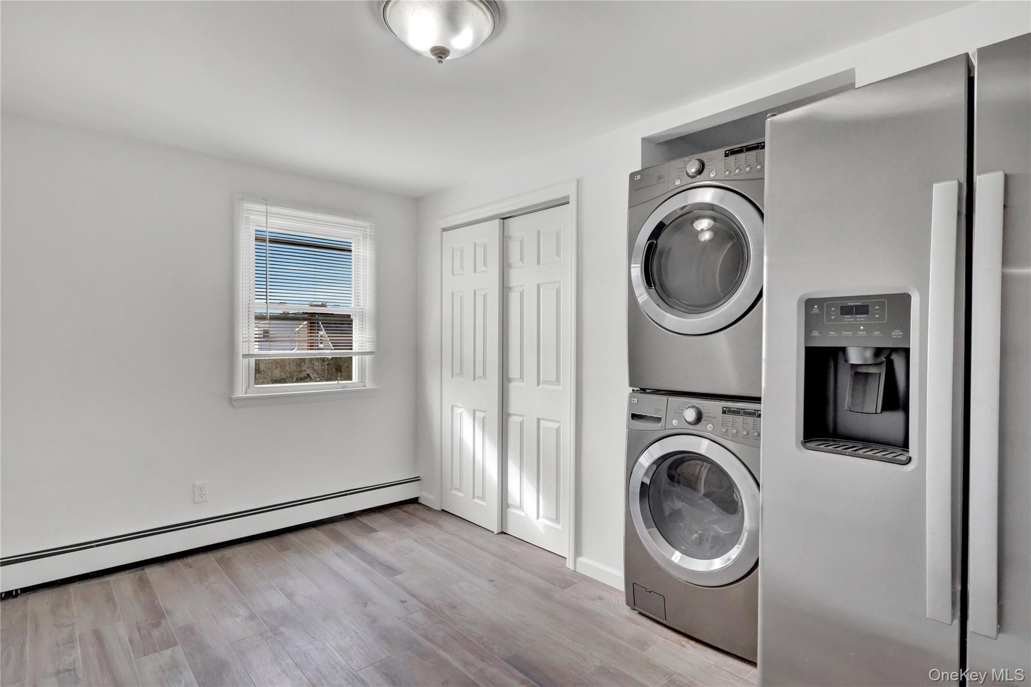 31 Blue Spruce Road Levittown, NY 11756 - Photo 15 of 28