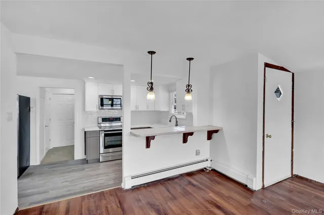 $949,000 | 31 Blue Spruce Road, Levittown, NY 11756