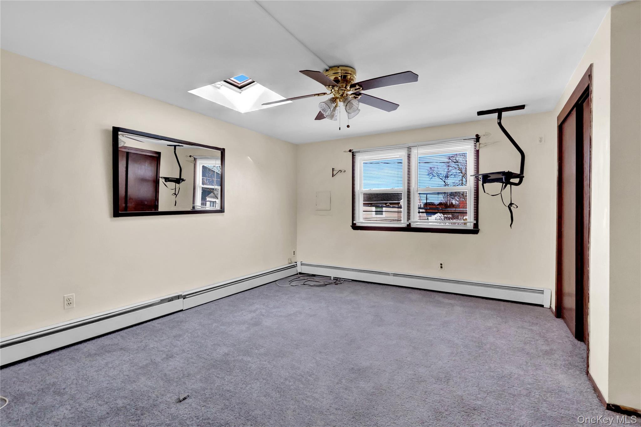 31 Blue Spruce Road Levittown, NY 11756 - Photo 20 of 28