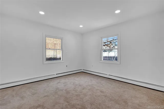 $949,000 | 31 Blue Spruce Road, Levittown, NY 11756