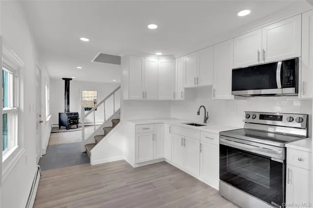 $949,000 | 31 Blue Spruce Road, Levittown, NY 11756