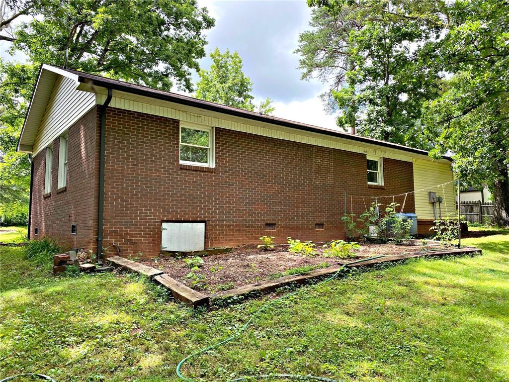 272 Heritage View Road Hickory, NC 28601 - Photo 17 of 19 Gallery Image 17