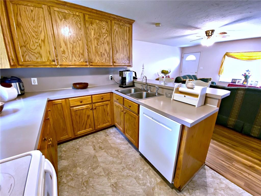 272 Heritage View Road Hickory, NC 28601 - Photo 7 of 19 Gallery Image 7