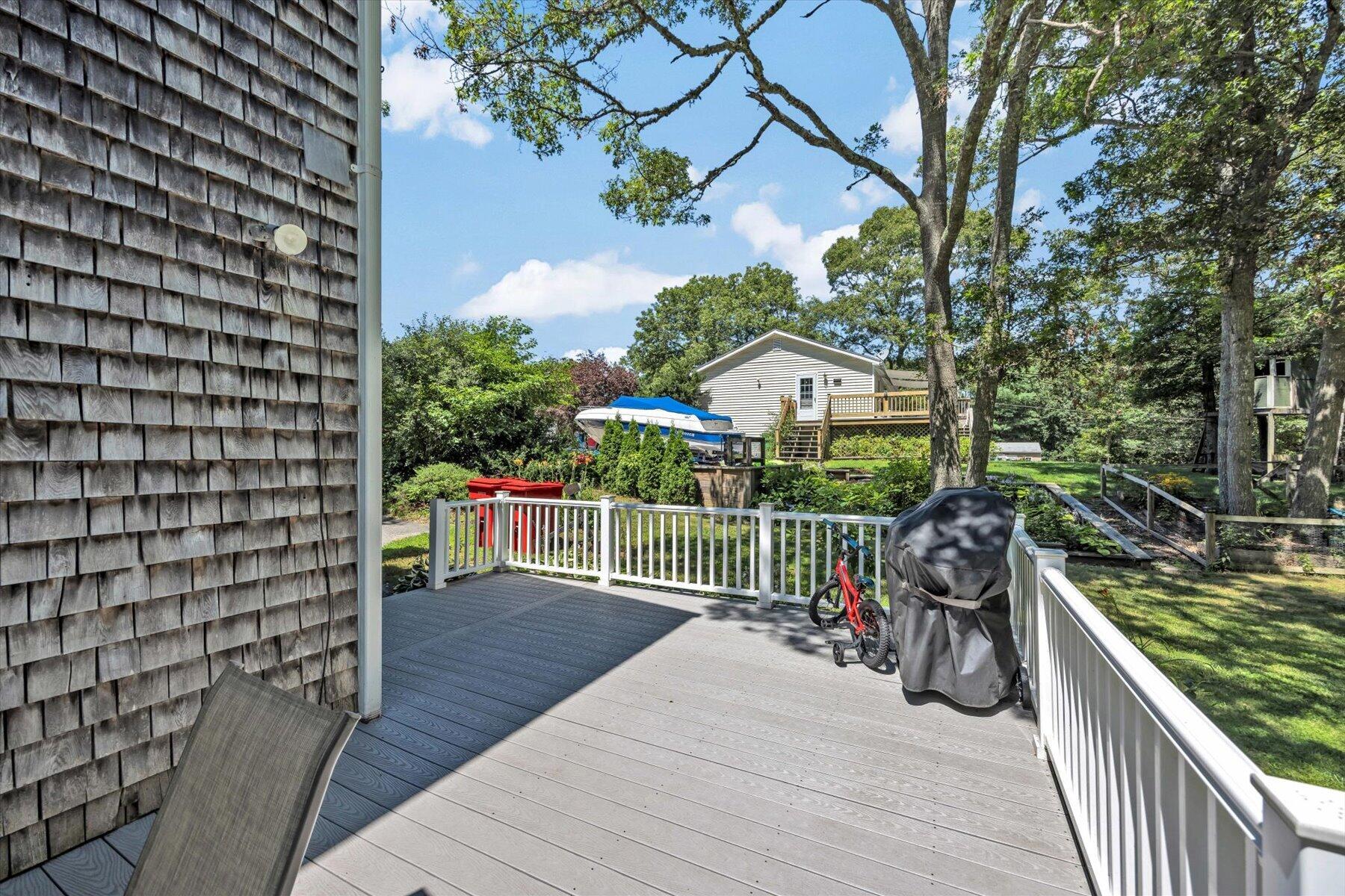 27 Oregon Road Mashpee, MA 02649 - Photo 24 of 30 05-889A9550