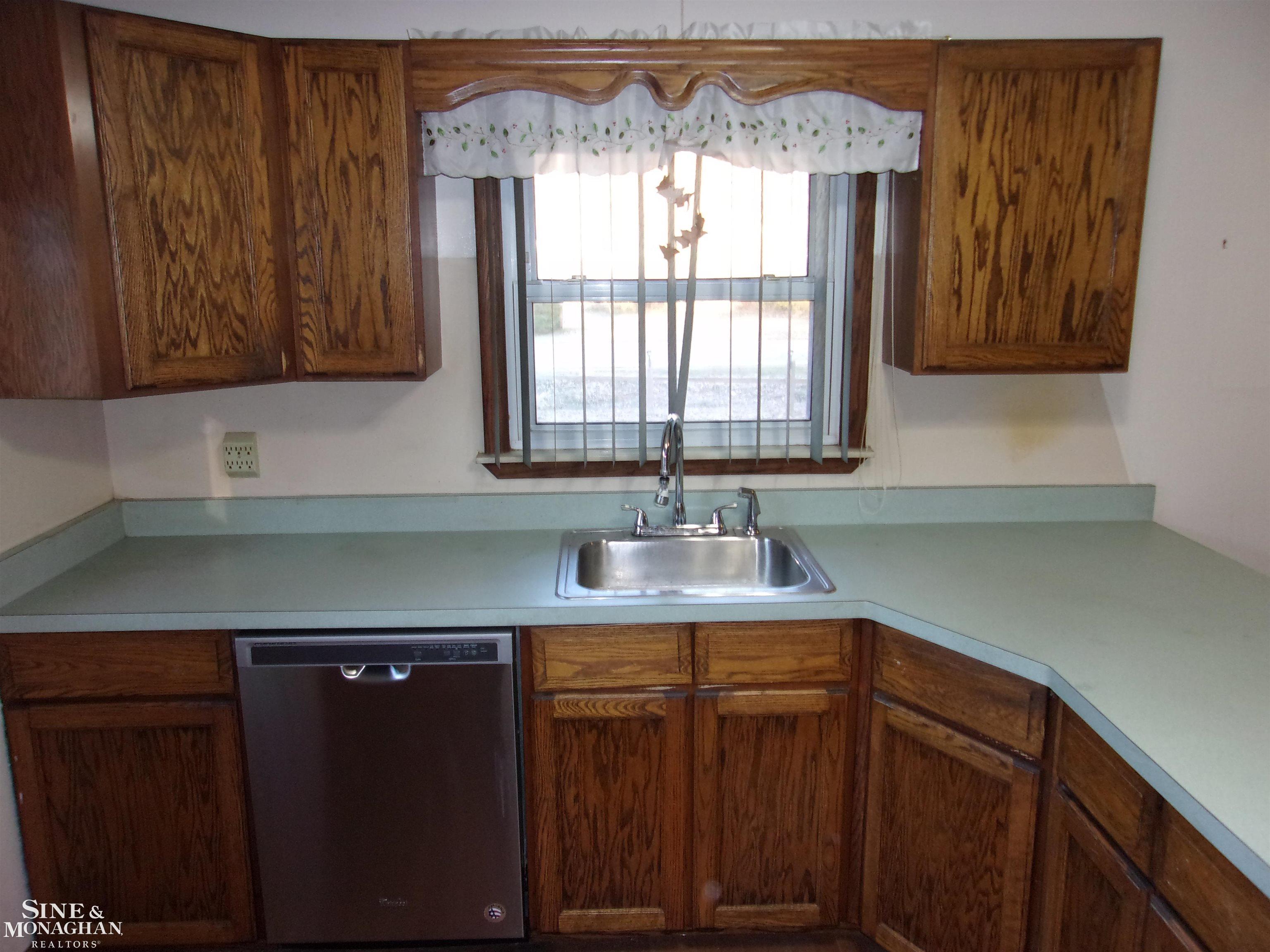 7633 Marsh Road Marine City, MI 48039 - Photo 23 of 52 50157421-f1054201-8a72-46e1-a16e-eb207a91a9c9.JPG