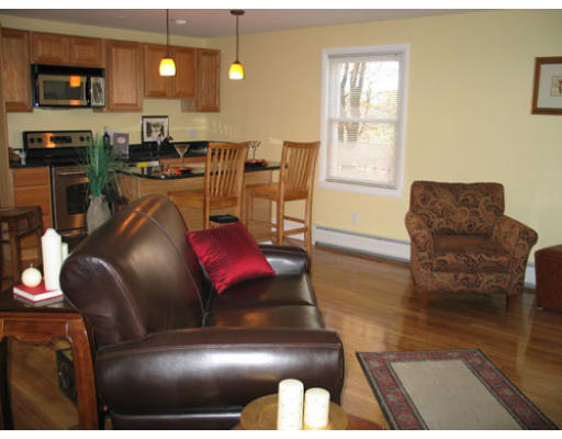 96 North Main Street, Unit 3 Andover, MA 01810 - Photo 7 of 10