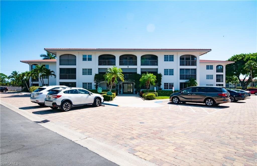 5 High Point Circle West, Unit 206 Naples, FL 34103 - Photo 32 of 36