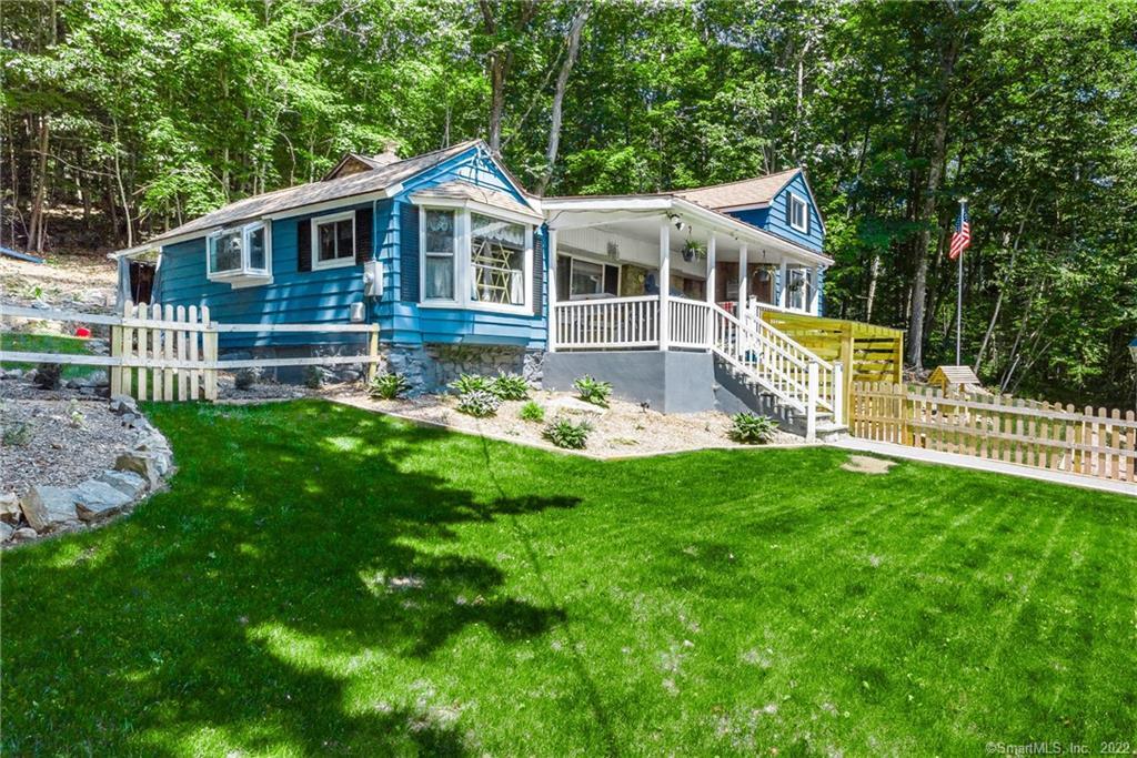 17 Overlook Road East Hampton, CT 06424 - Photo 1 of 1 Gallery Image 1