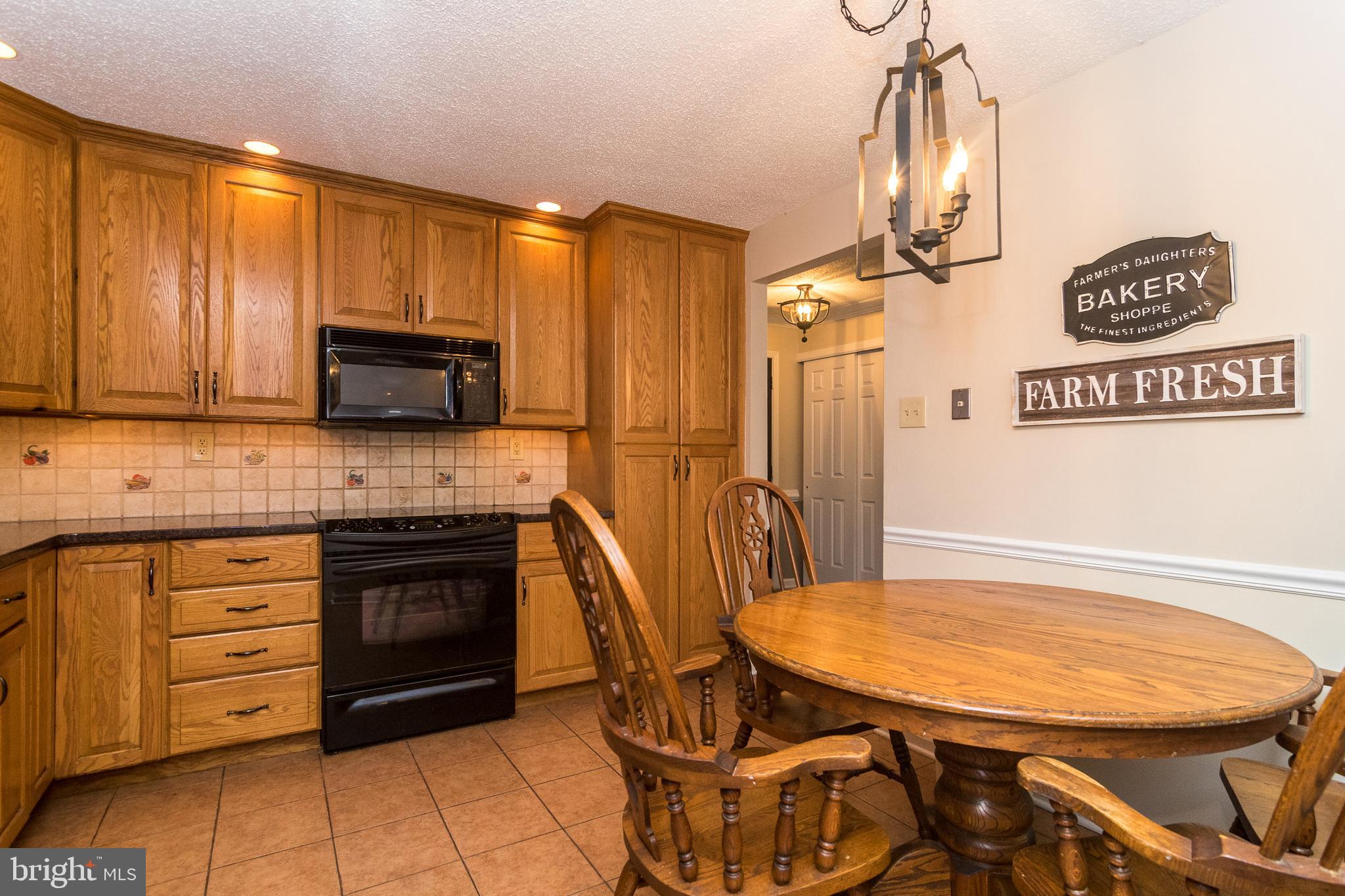 40 Rittenhouse Court, Unit 199 Chesterbrook, PA 19087 - Photo 8 of 26