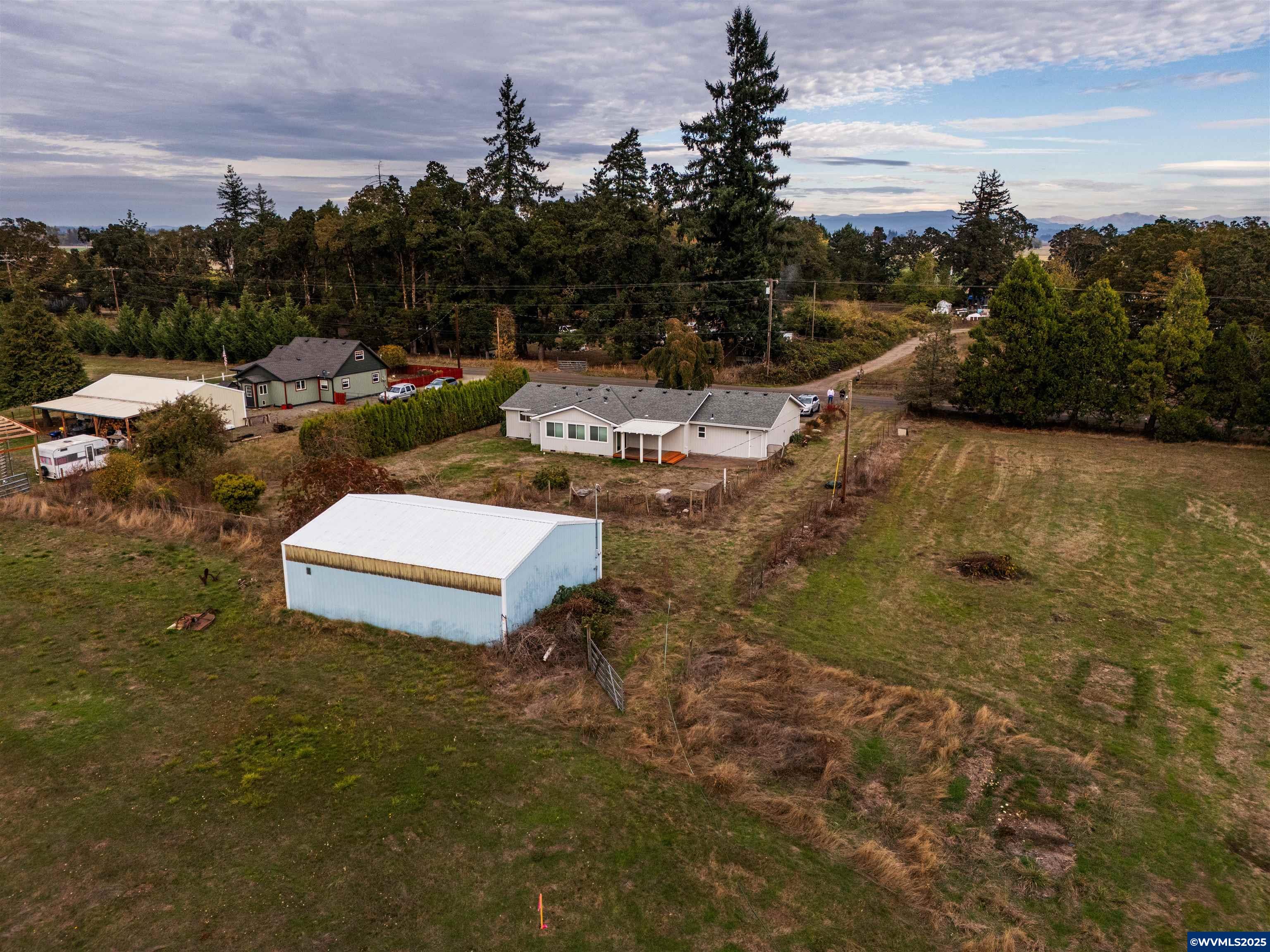 10343 Brick Road Southeast Turner, OR 97392 - Photo 37 of 43 Gallery Image 37