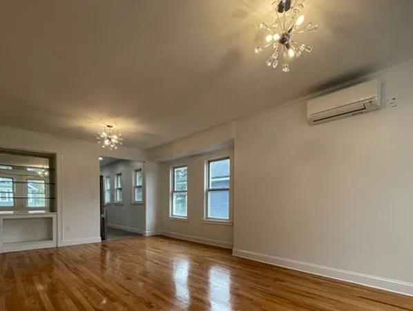 $3,695 | 45-47 Dartmouth Street, Unit 47, Watertown, MA 02472