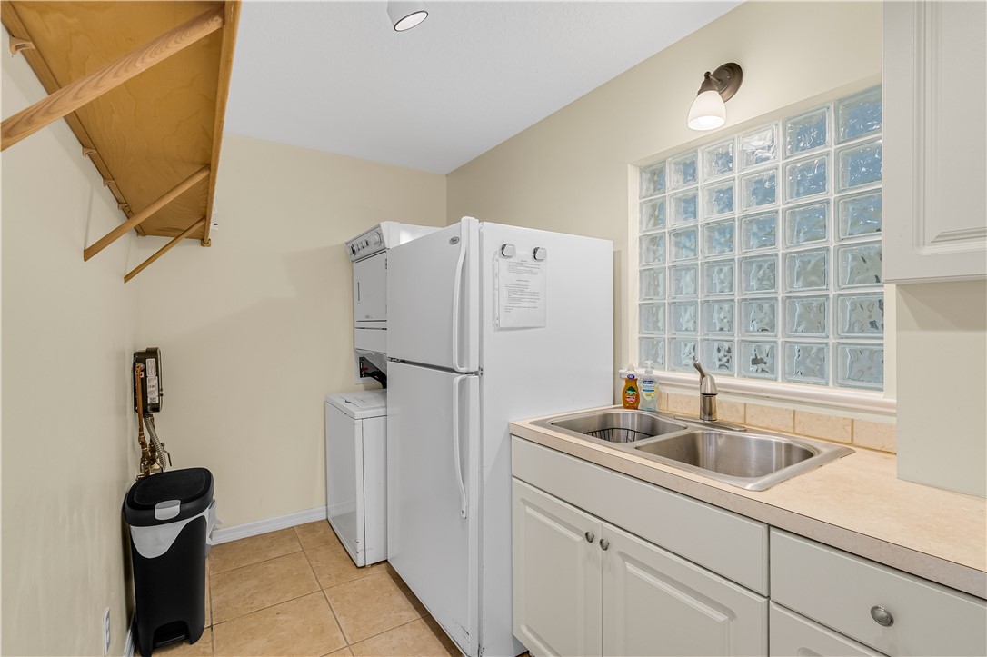 11195 Roseland Road Sebastian, FL 32958 - Photo 16 of 36 Gallery Image 16