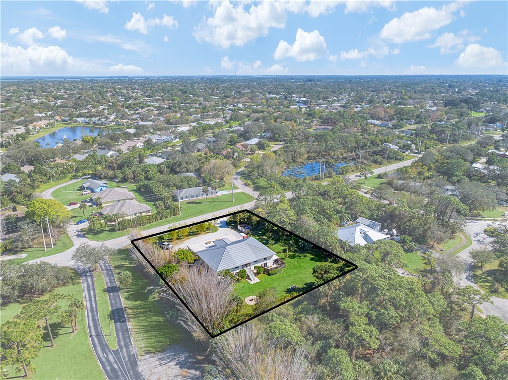 11195 Roseland Road Sebastian, FL 32958 - Photo 3 of 36 Gallery Image 3