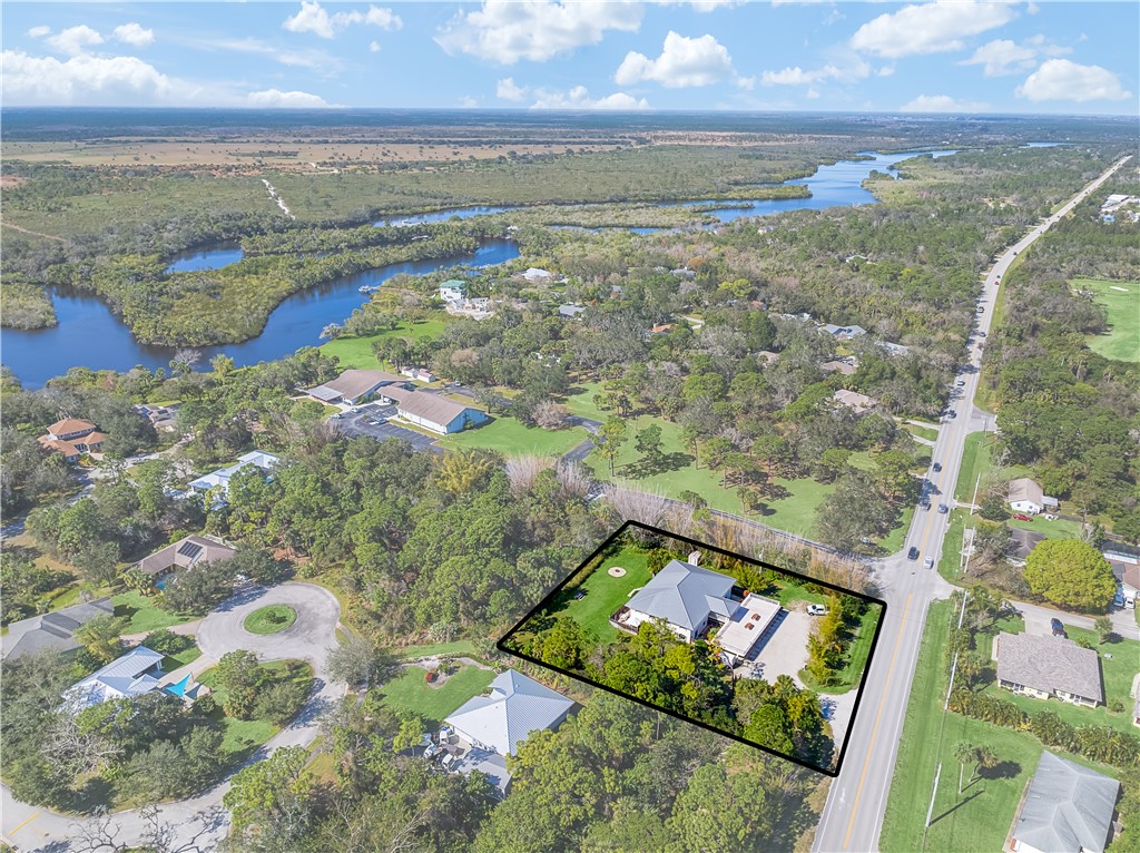 11195 Roseland Road Sebastian, FL 32958 - Photo 5 of 36 Gallery Image 5
