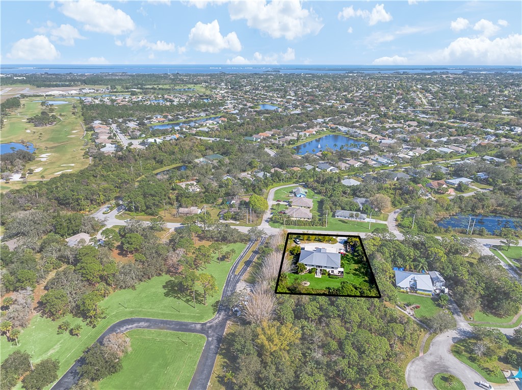 11195 Roseland Road Sebastian, FL 32958 - Photo 6 of 36 Gallery Image 6