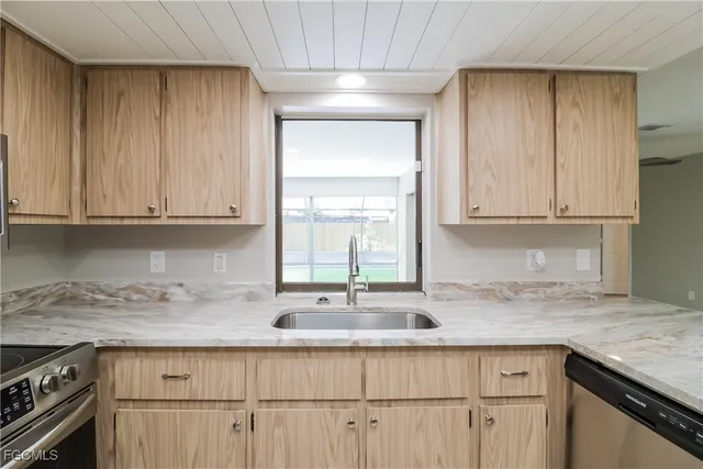 $290,000 | 4344 St Clair Avenue West, North Fort Myers, FL 33903