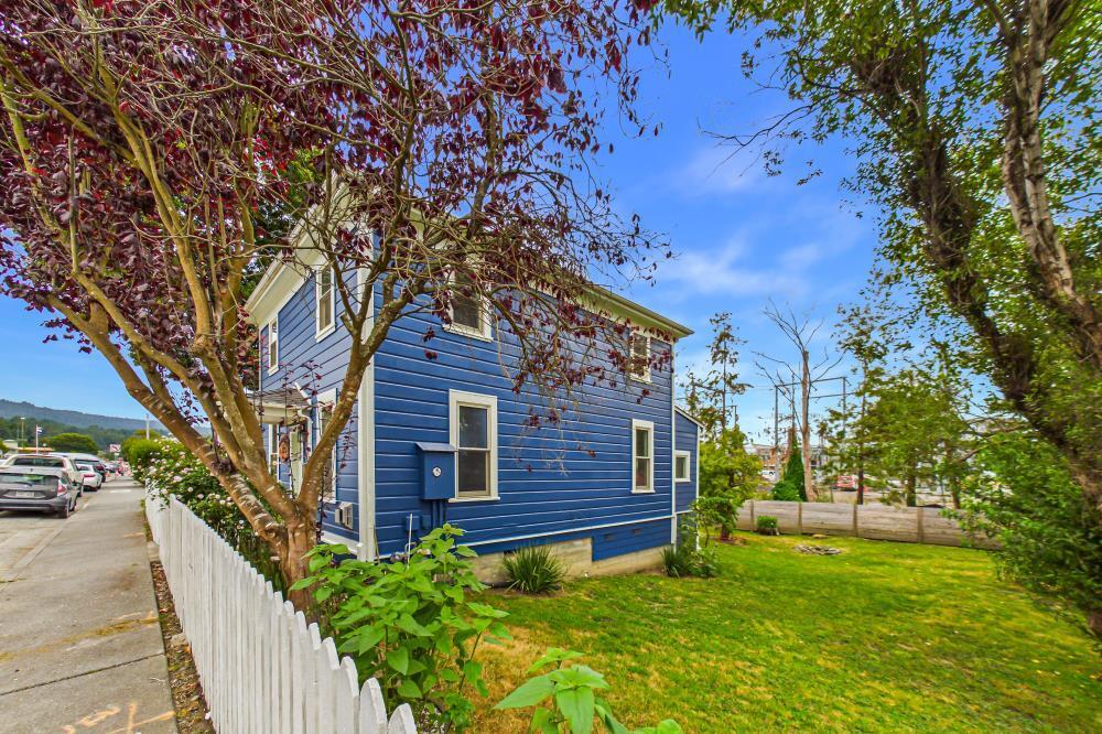 895 7th Street Arcata, CA 95521 - Photo 5 of 49 Gallery Image 5