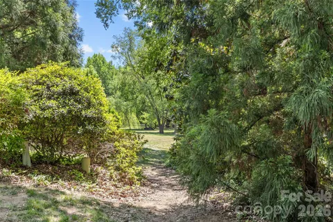 $645,000 | 5120 Dunes Court, Charlotte, NC 28226