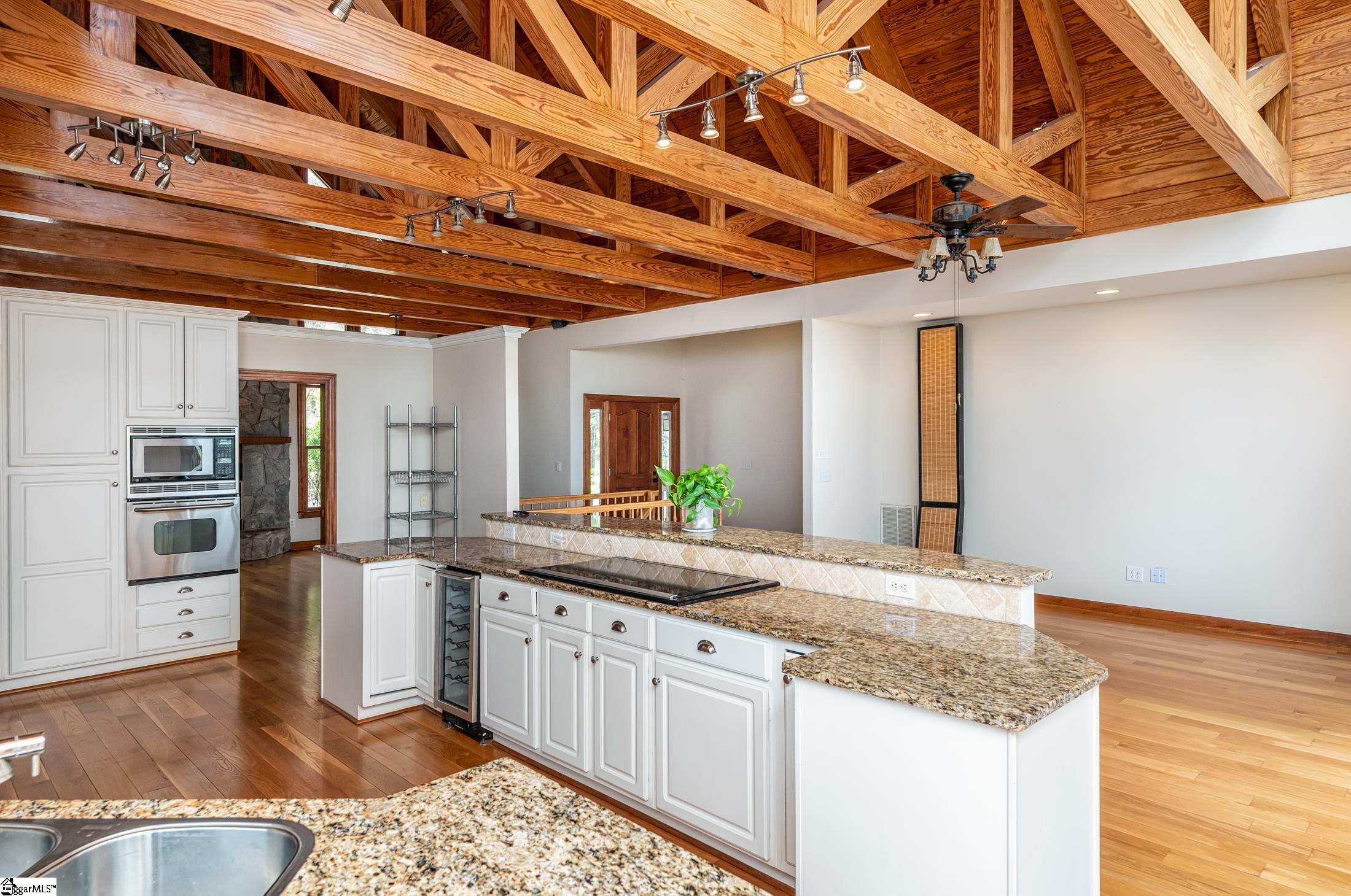 18 R-Pd-103 Landrum, SC 29356 - Photo 17 of 36 Gallery Image 17