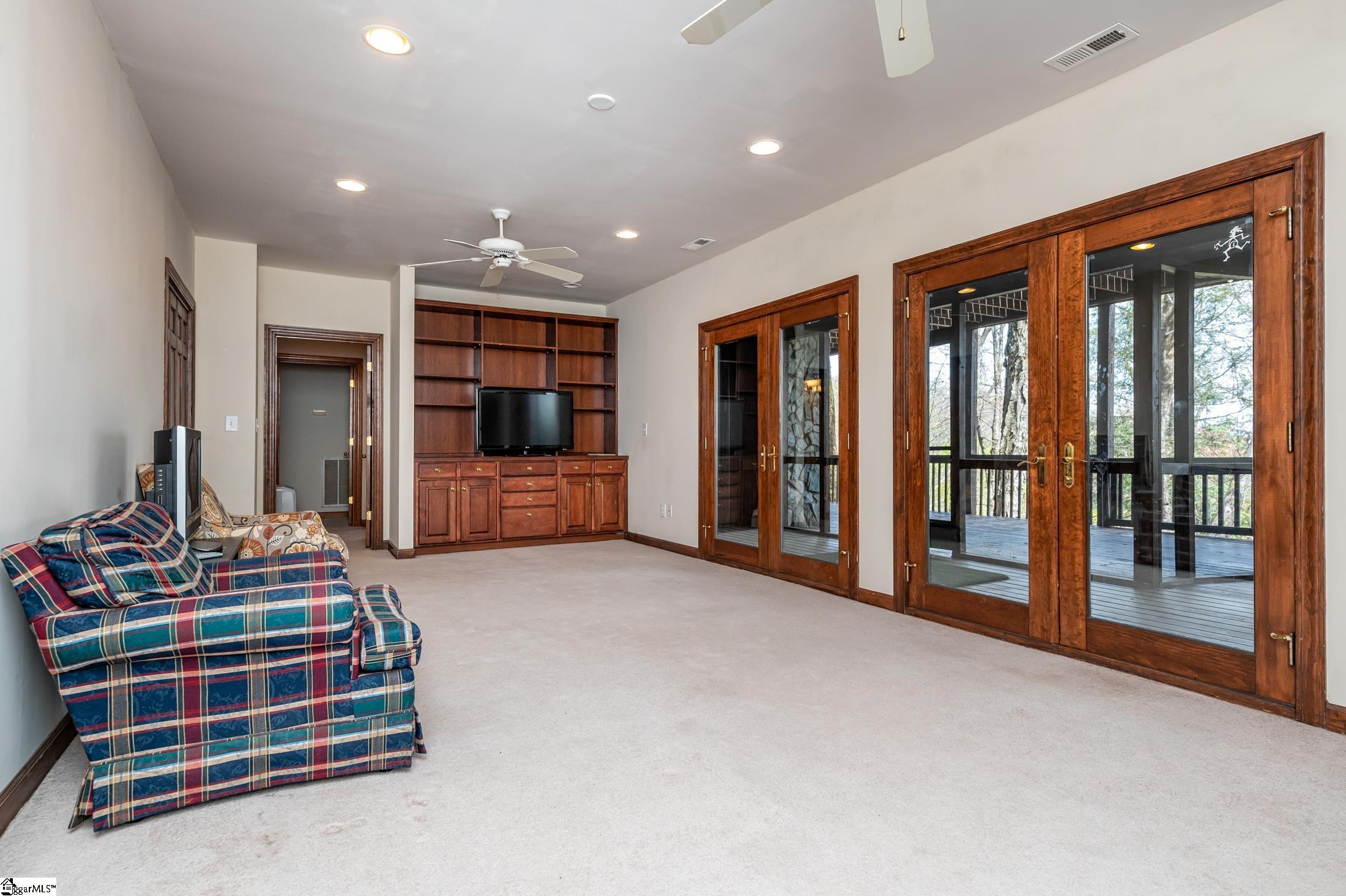 18 R-Pd-103 Landrum, SC 29356 - Photo 27 of 36 Gallery Image 27