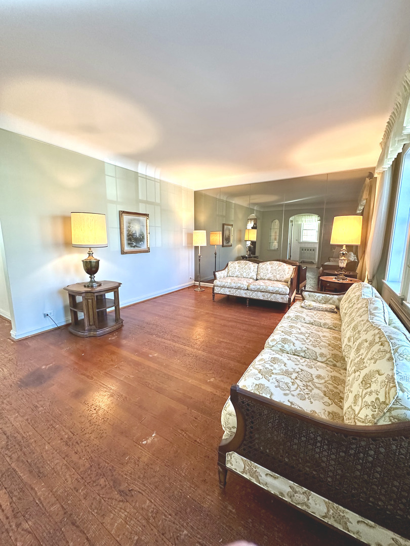 3218 North Rutherford Avenue Chicago, IL 60634 - Photo 8 of 35 Gallery Image 8