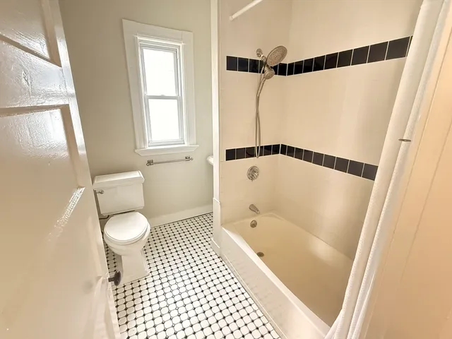 $4,200 | 15 Orchard Street, Medford, MA 02155