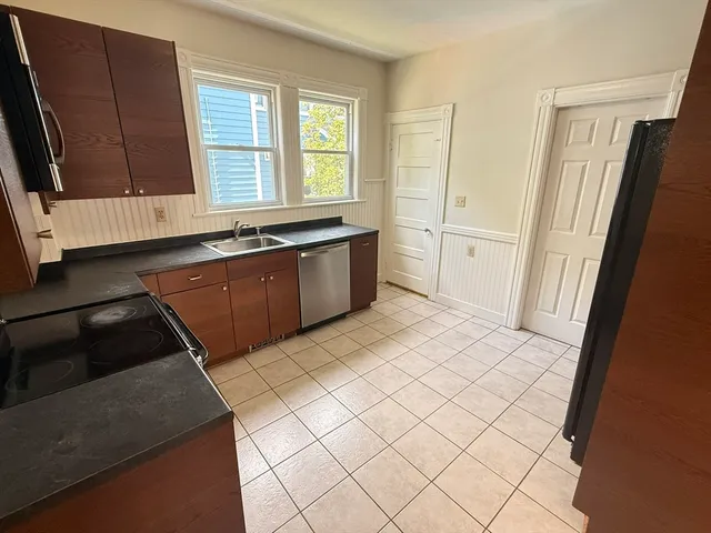 $4,200 | 15 Orchard Street, Medford, MA 02155