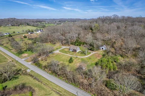 $899,900 | 1830 Popes Chapel Road, Thompson's Station, TN 37179