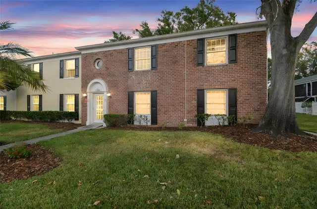 $195,000 | 13691 Orange Sunset Drive, Unit 201, Tampa, FL 33618