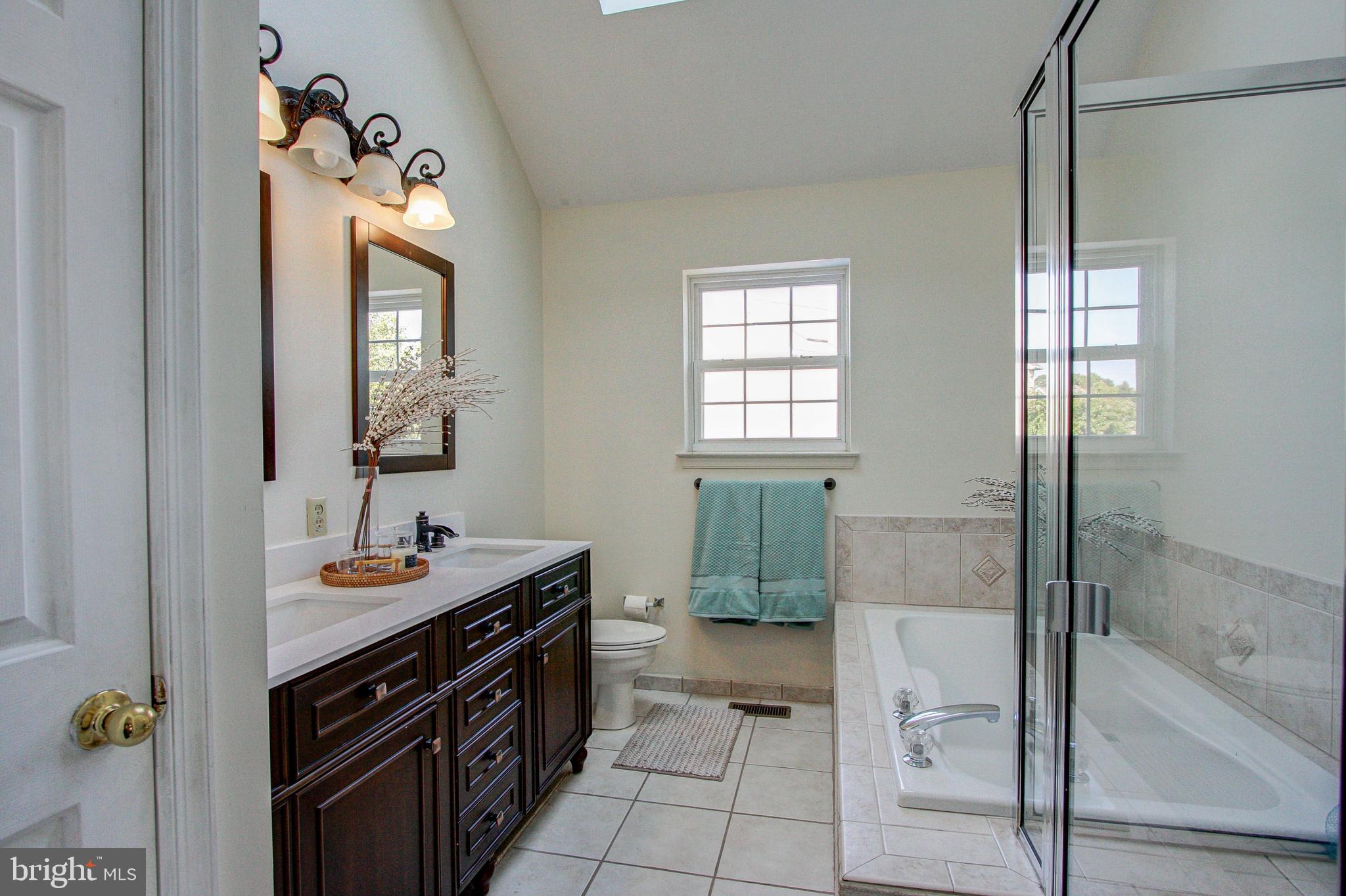 108 Danny Road Pottstown, PA 19464 - Photo 37 of 46 Main bathroom