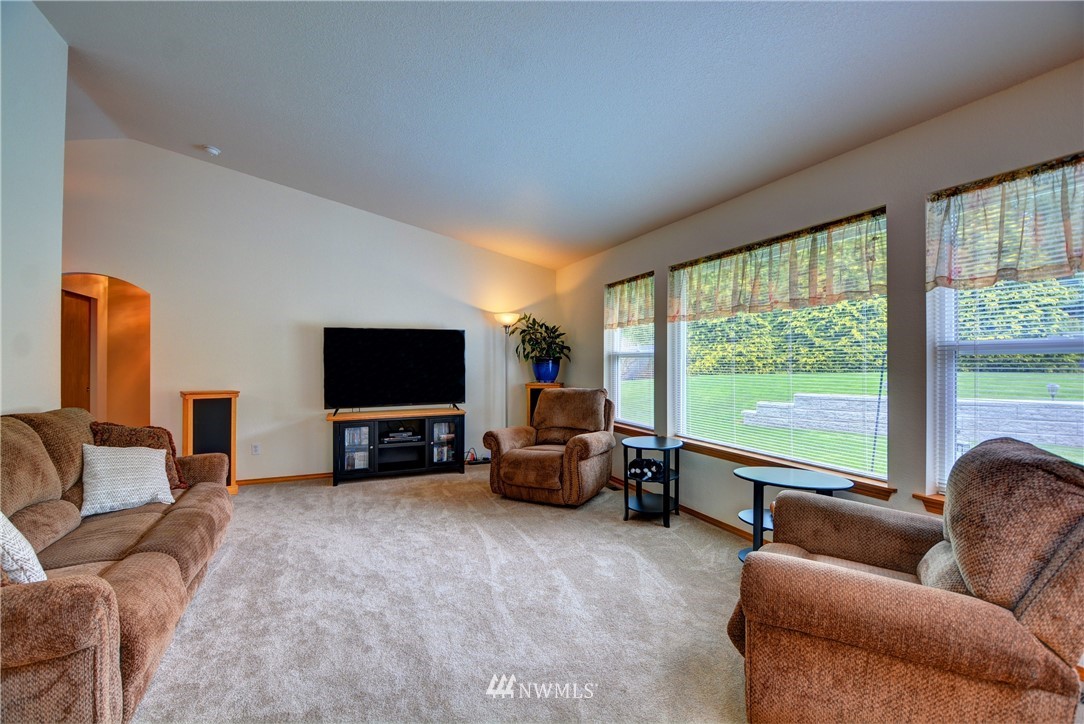 7806 South Lake Ketchum Road Stanwood, WA 98292 - Photo 4 of 21 Gallery Image 4