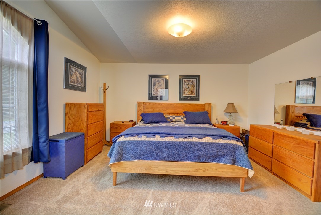 7806 South Lake Ketchum Road Stanwood, WA 98292 - Photo 10 of 21 Gallery Image 10
