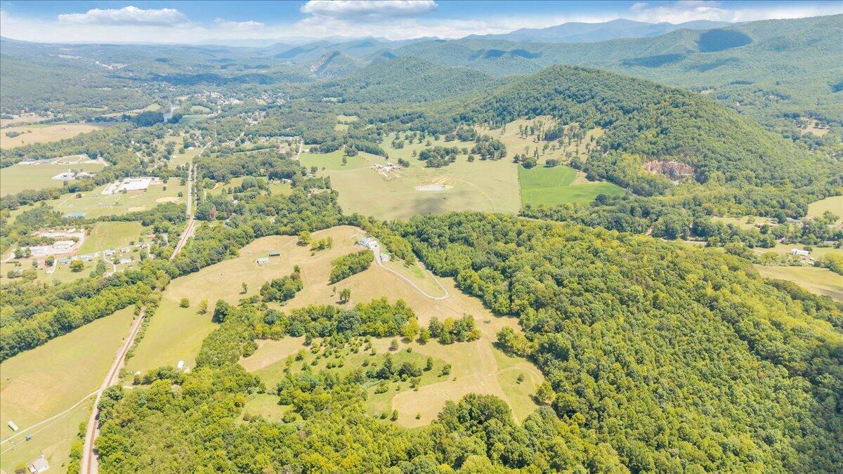 544 Pico Road Buchanan, VA 24066 - Photo 163 of 164 171-DJI_20260803084044_0007_D